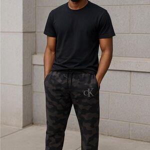 Calvin Klein Men's Black Camo Pants